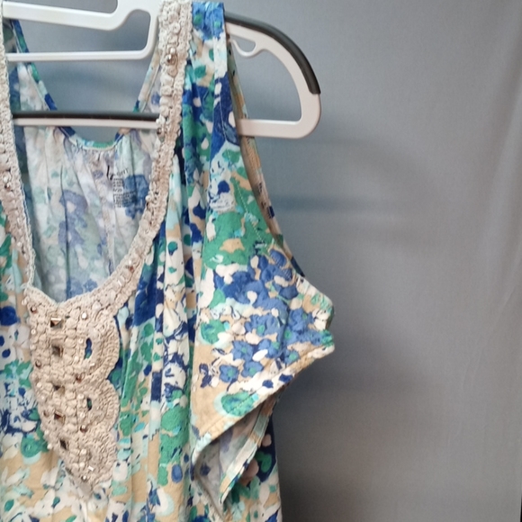 Cute crochet tank - Picture 4 of 6